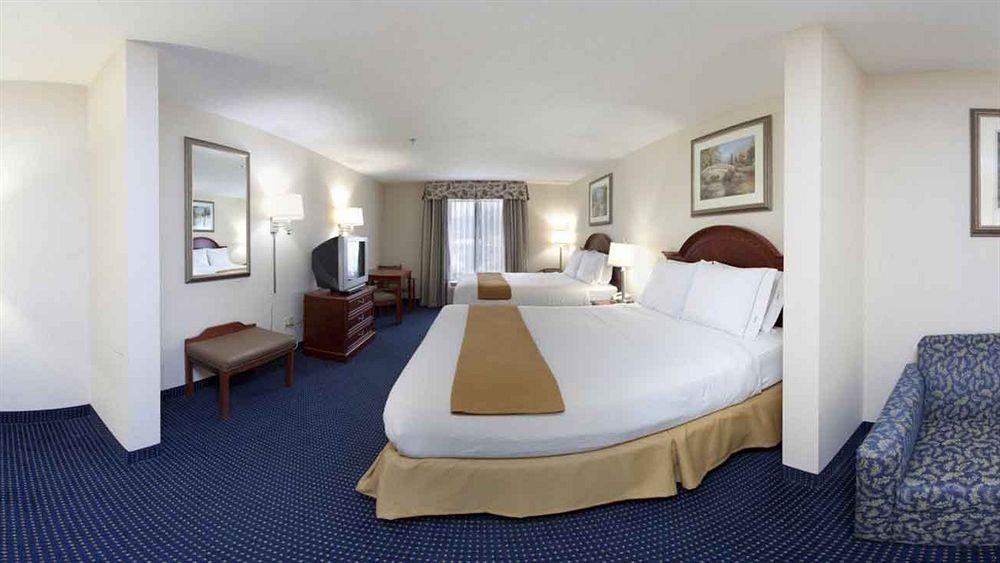 Holiday Inn Express Hotel & Suites Cleveland-Richfield By Ihg Brecksville Kültér fotó